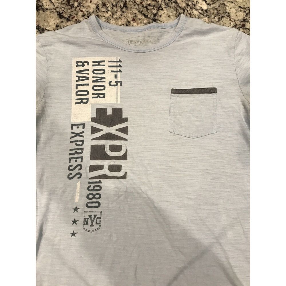 Must See!!!! Mens Express MED‎ T-Shirt. Front Pocket